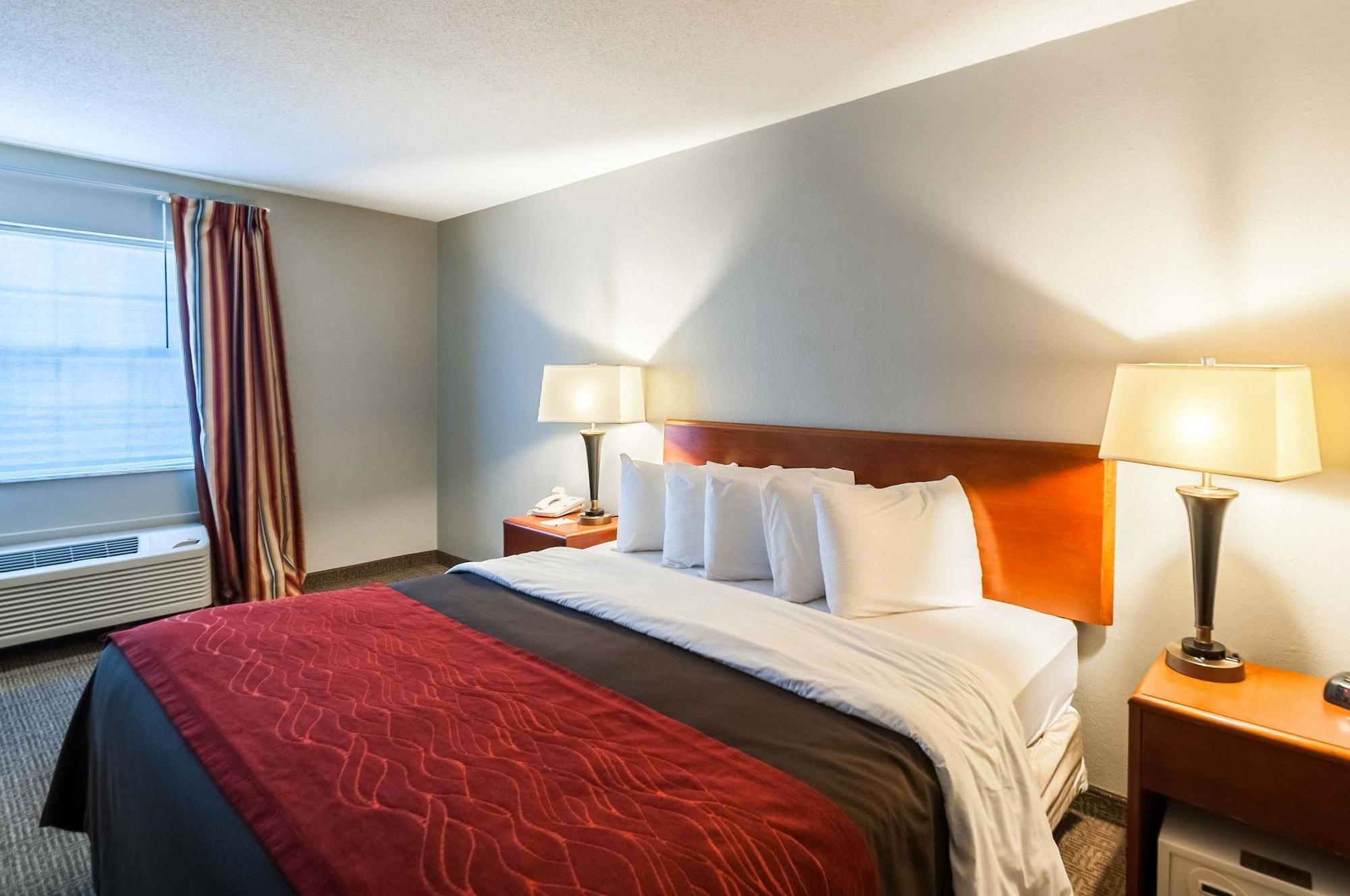 Quality Inn Solomons - Beacon Marina Bagian luar foto