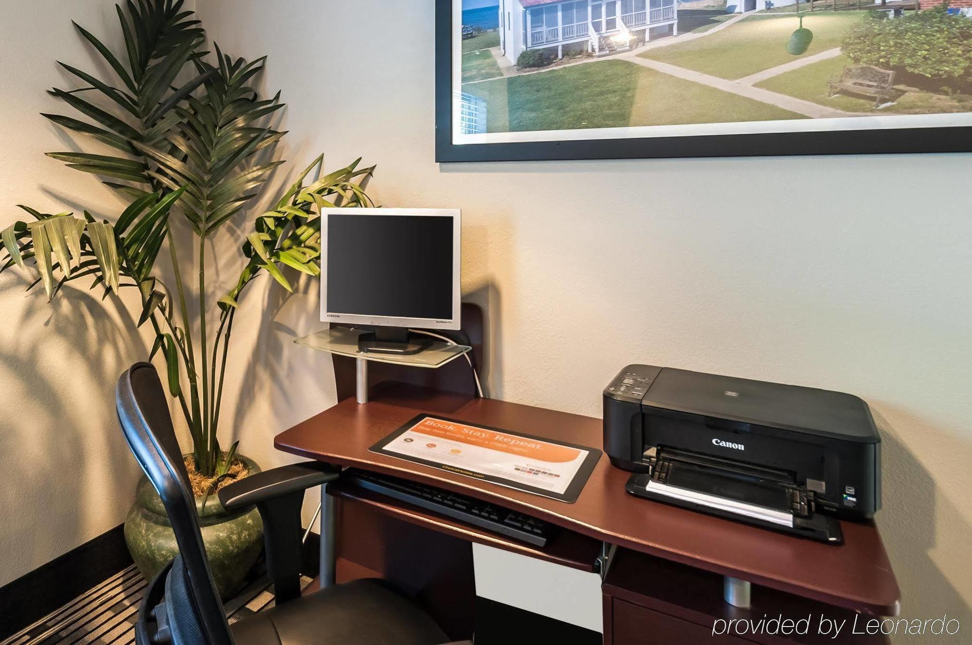 Quality Inn Solomons - Beacon Marina Bagian luar foto